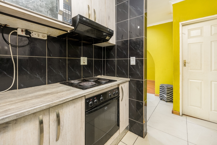 4 Bedroom Property for Sale in Devon Park Village Western Cape